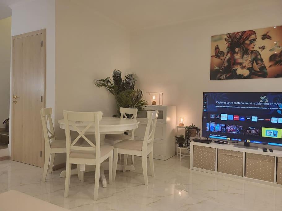Duplex Neuf 2 Chambres อุย ภายนอก รูปภาพ